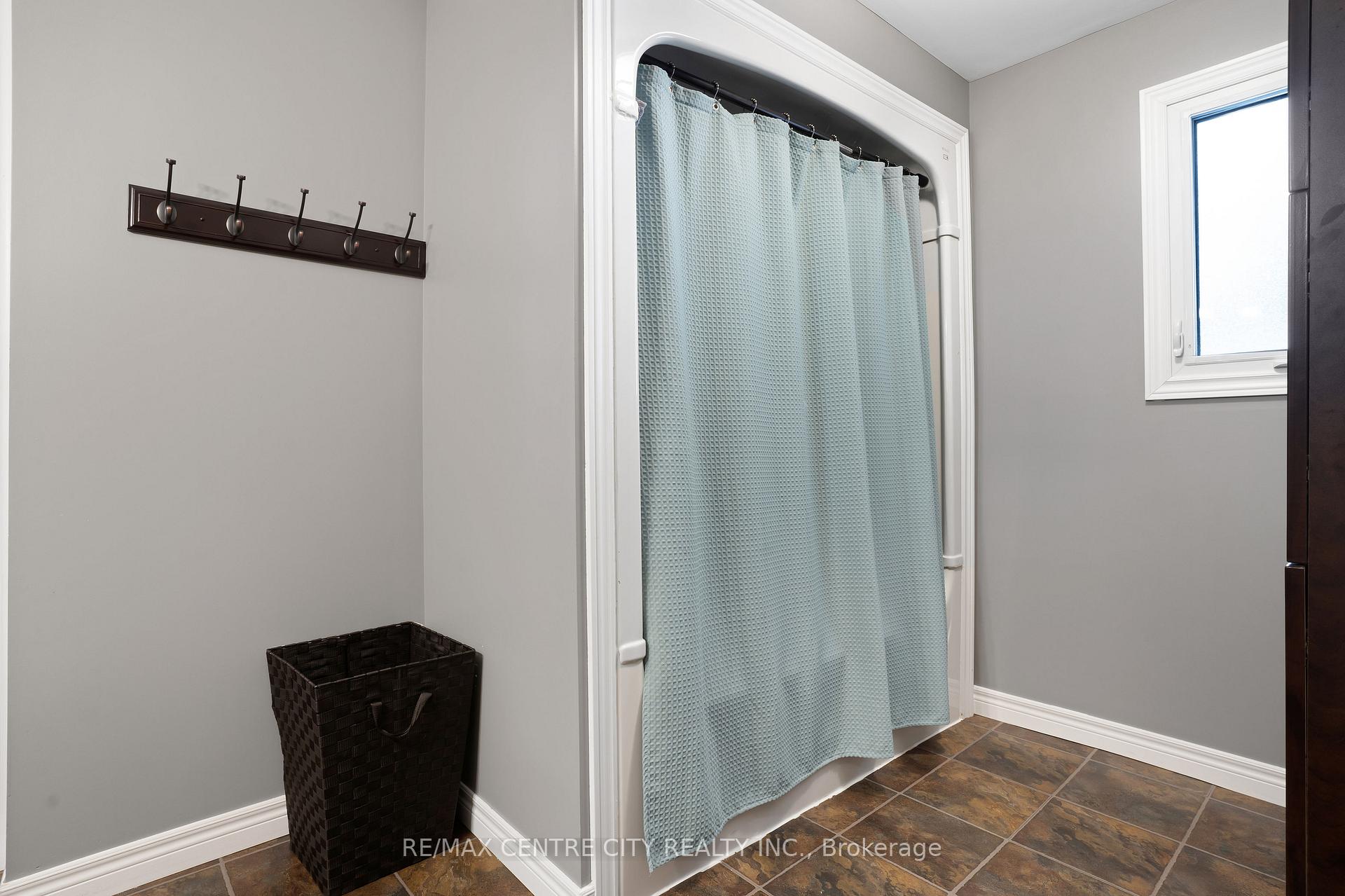 Photo 20 of 1021 Road 10 East, Mapleton, Rural Mapleton — HOMEH