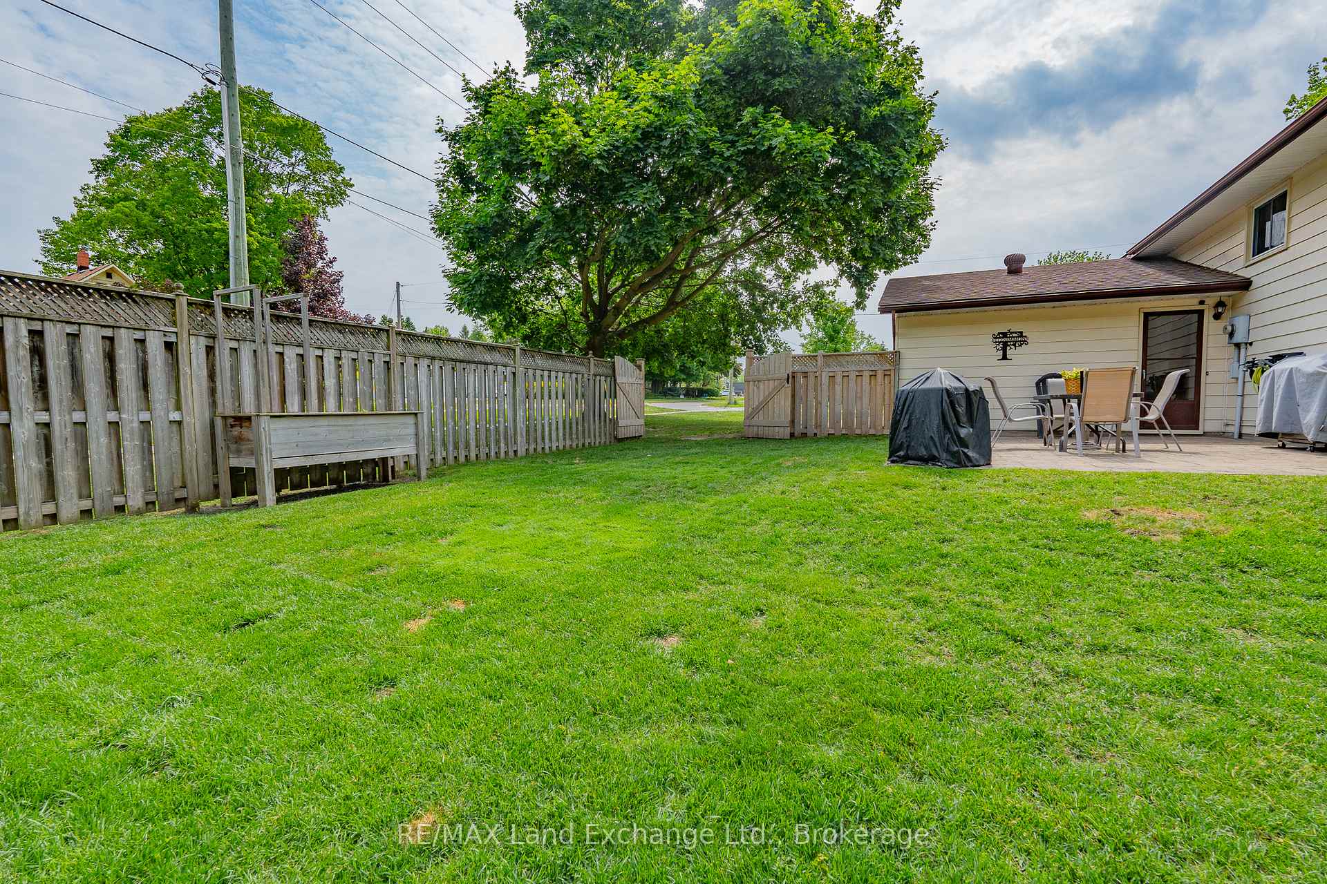 Photo 9 of 970 William Street, Kincardine — HOMEH