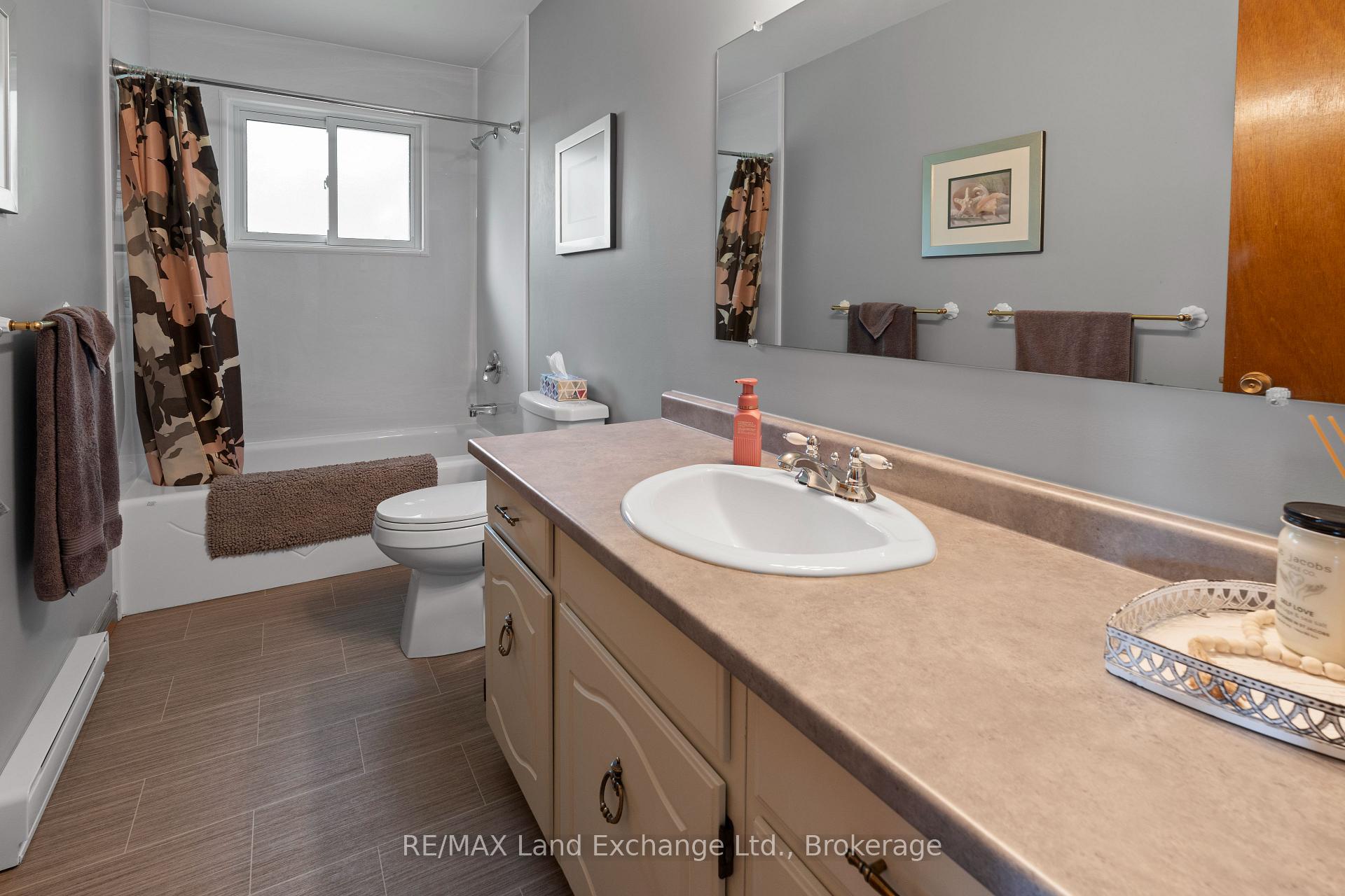 Photo 24 of 970 William Street, Kincardine — HOMEH