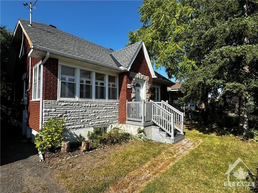 Front of 1335 Kitchener Avenue