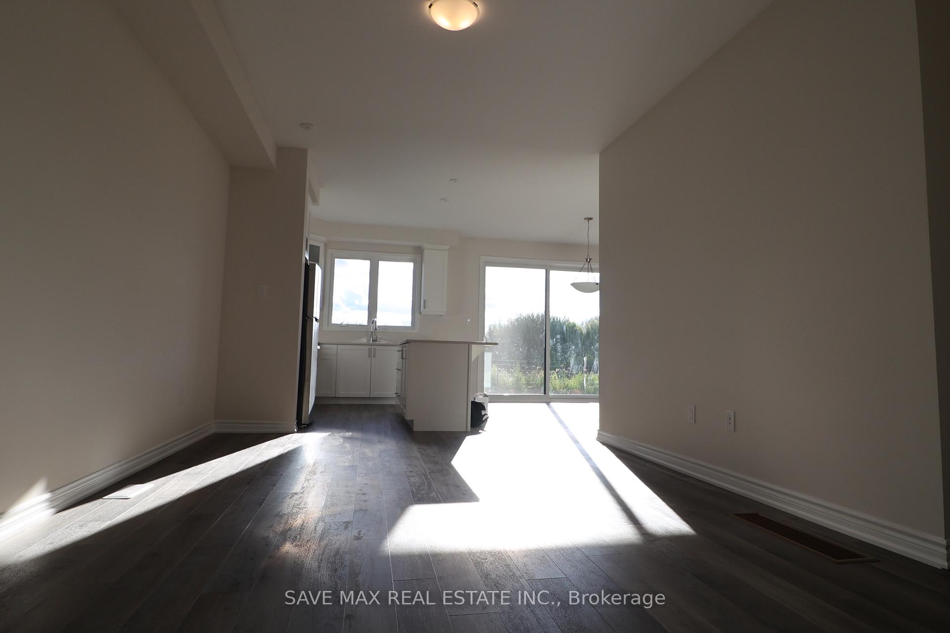 Photo 4 of 140 Forestwalk Street, Kitchener — HOMEH