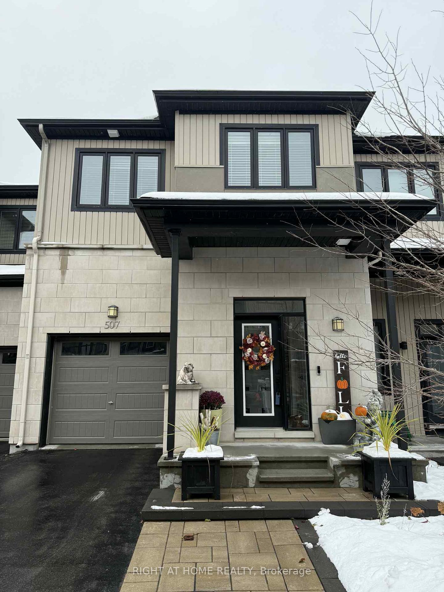Photo 1 of 507 Radiant Private, Ottawa, Kanata - Emerald Meadows/Trailwest — HOMEH