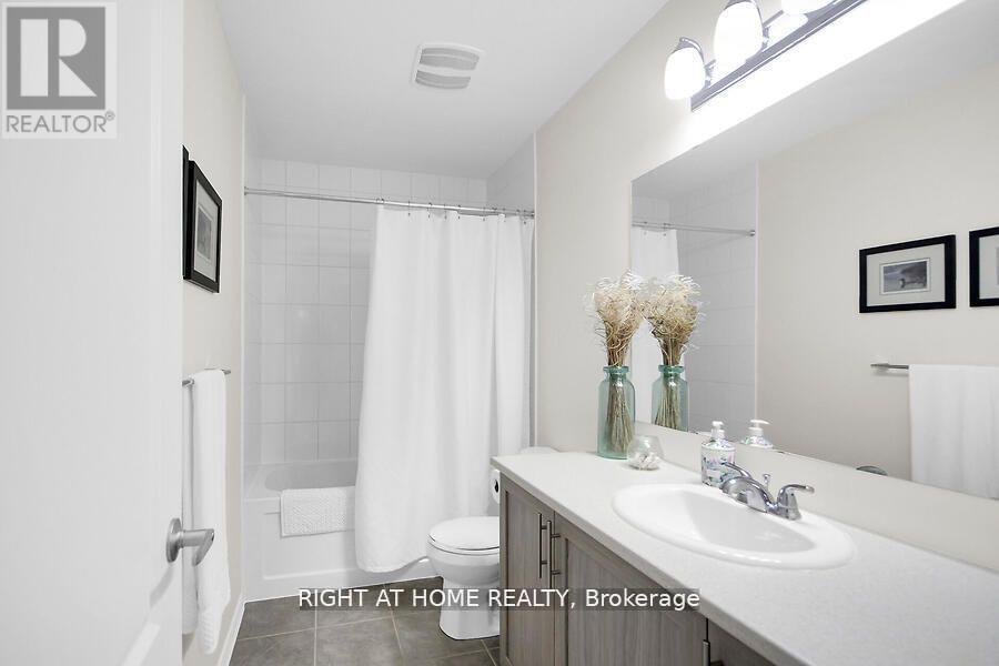 Photo 33 of 507 Radiant Private, Ottawa, Kanata - Emerald Meadows/Trailwest — HOMEH