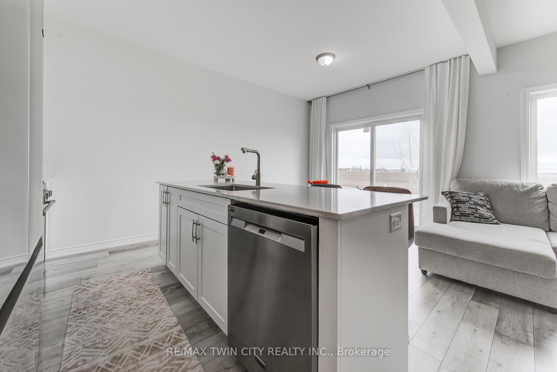 Photo 8 of 110 Maple Street, Mapleton, Rural Mapleton — HOMEH