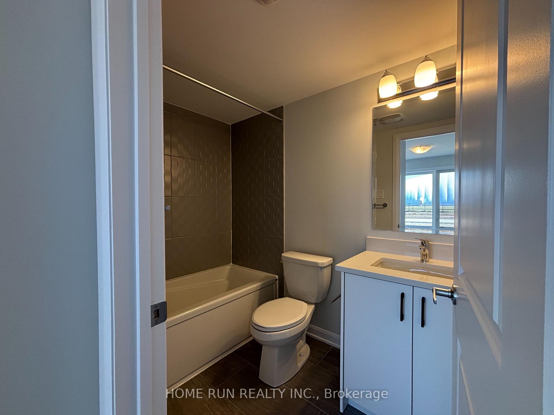 Photo 10 of 822 Fairline Row, Ottawa, Kanata - Emerald Meadows/Trailwest — HOMEH