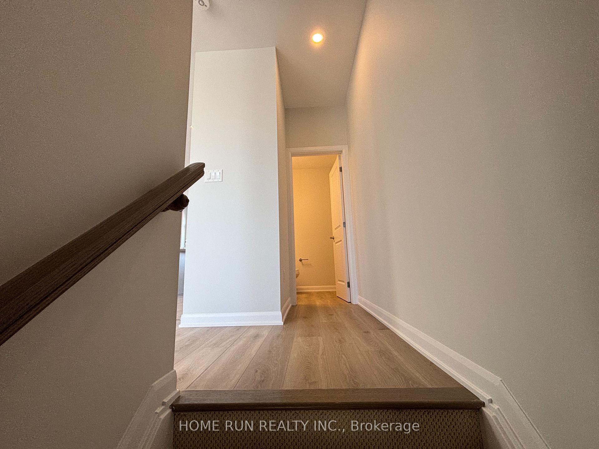 Photo 11 of 822 Fairline Row, Ottawa, Kanata - Emerald Meadows/Trailwest — HOMEH