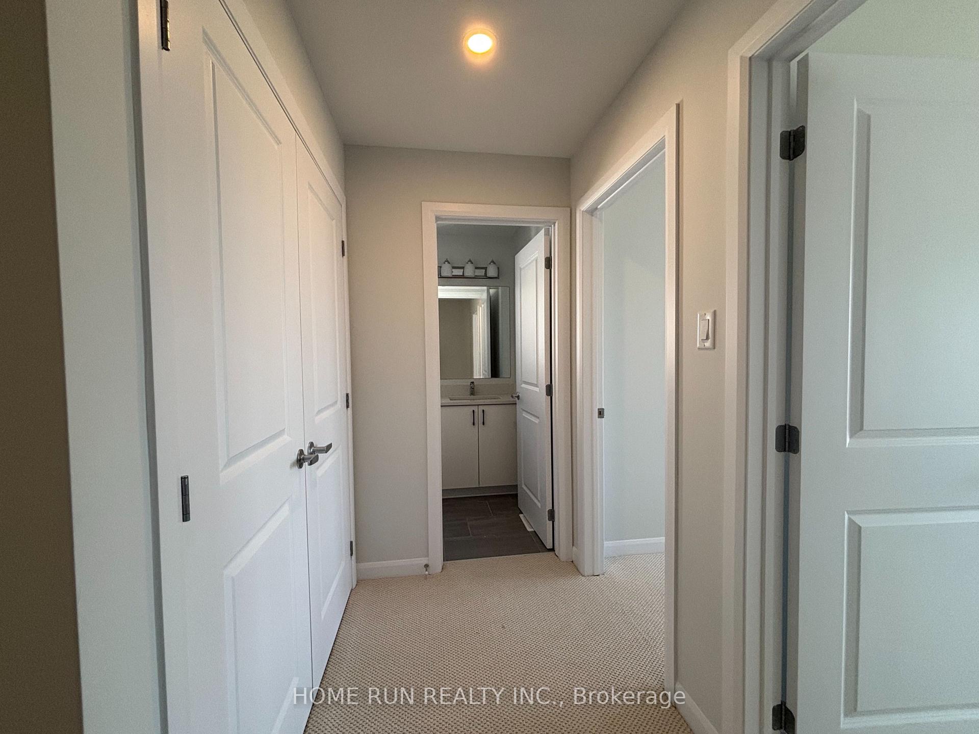 Photo 23 of 822 Fairline Row, Ottawa, Kanata - Emerald Meadows/Trailwest — HOMEH