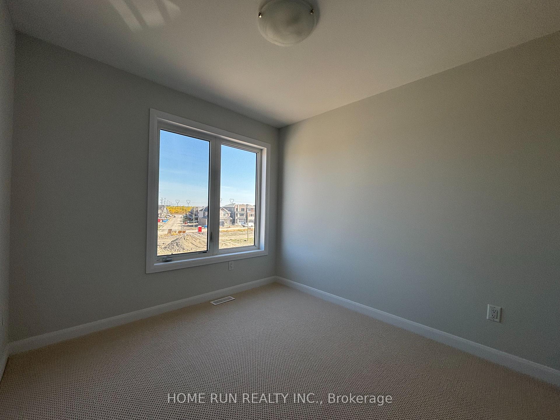 Photo 26 of 822 Fairline Row, Ottawa, Kanata - Emerald Meadows/Trailwest — HOMEH