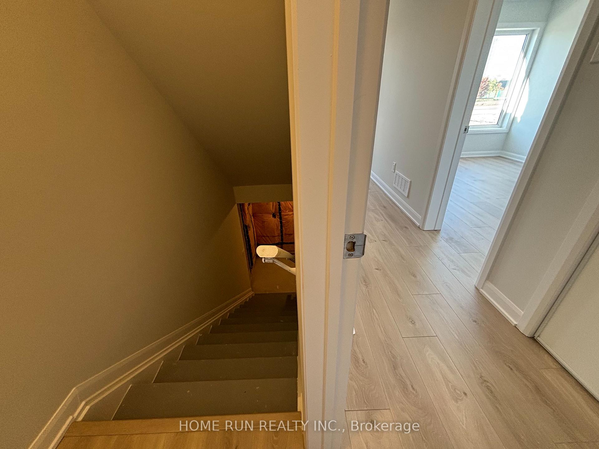 Photo 30 of 822 Fairline Row, Ottawa, Kanata - Emerald Meadows/Trailwest — HOMEH