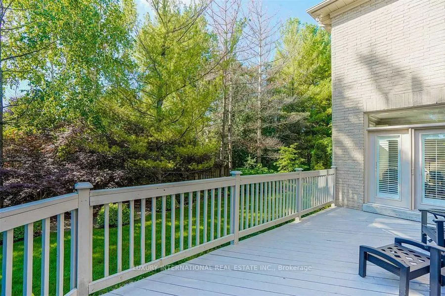Photo 14 of 9 Bayview Forest Lane, Markham, Grandview — HOMEH