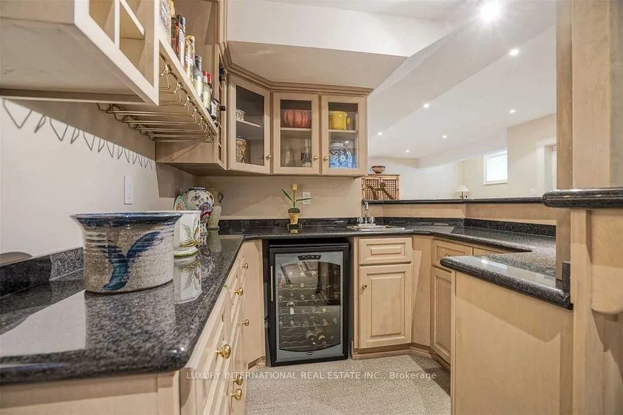 Photo 17 of 9 Bayview Forest Lane, Markham, Grandview — HOMEH