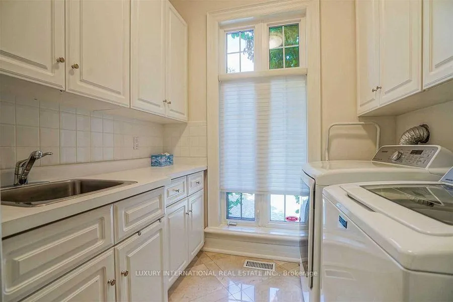 Photo 50 of 9 Bayview Forest Lane, Markham, Grandview — HOMEH