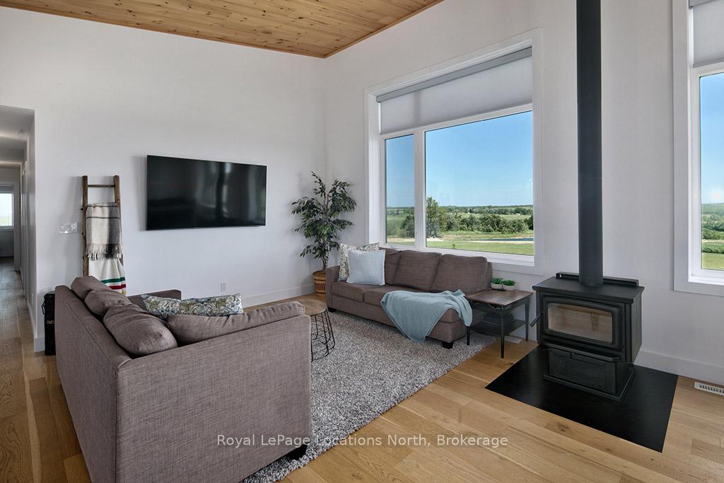 Photo 16 of 317278 3 Line, Meaford — HOMEH
