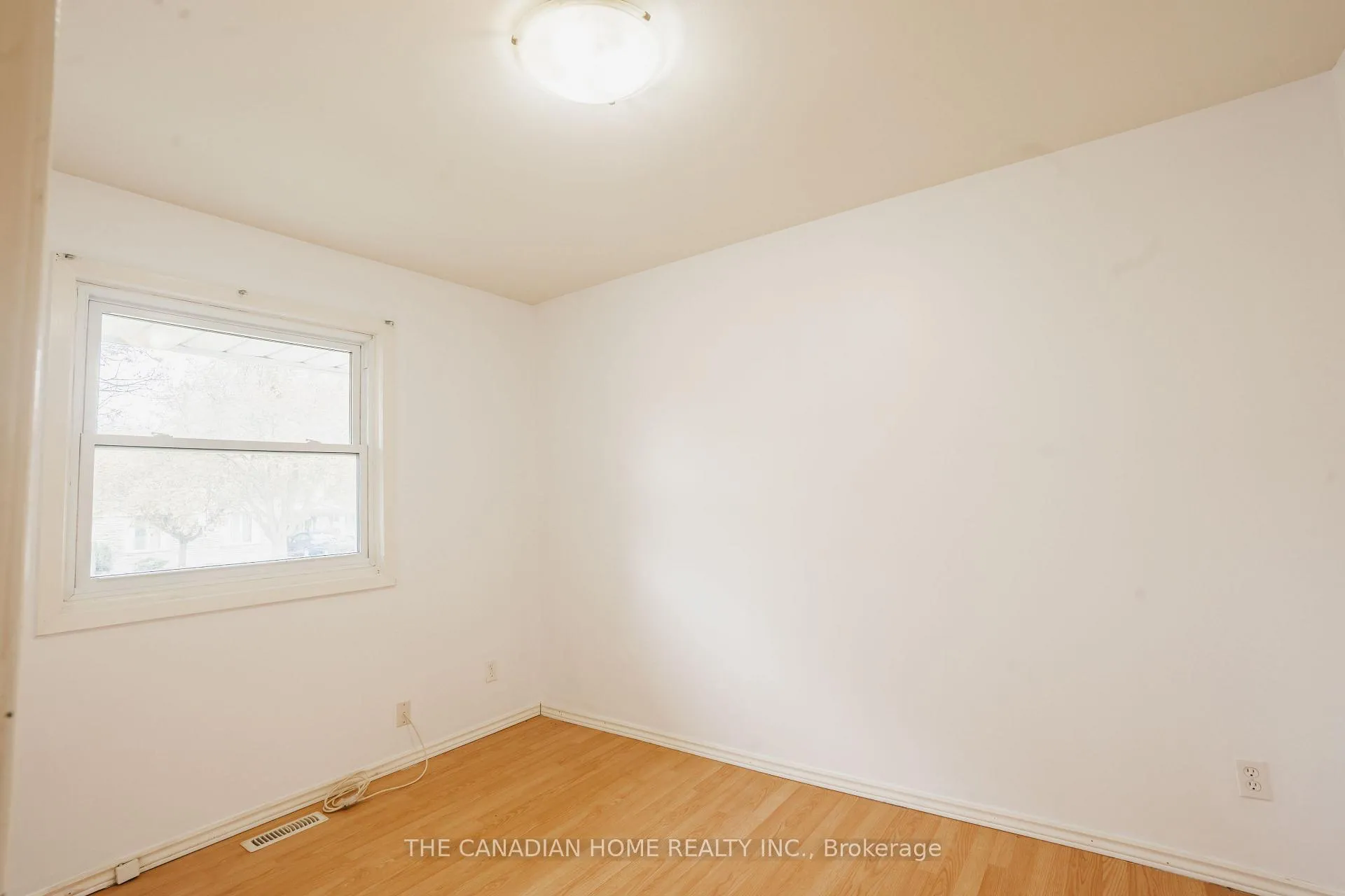 Photo 69 of 115 Hillsborough Crescent, Kitchener — HOMEH