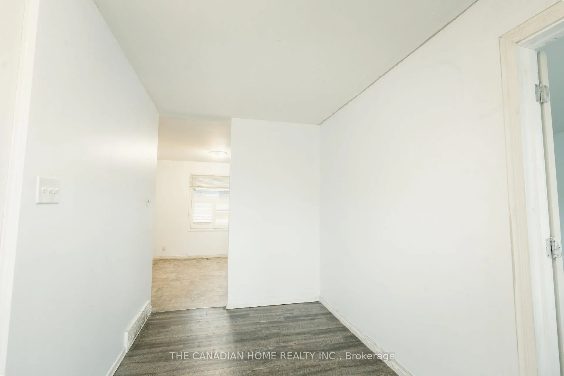Photo 86 of 115 Hillsborough Crescent, Kitchener — HOMEH