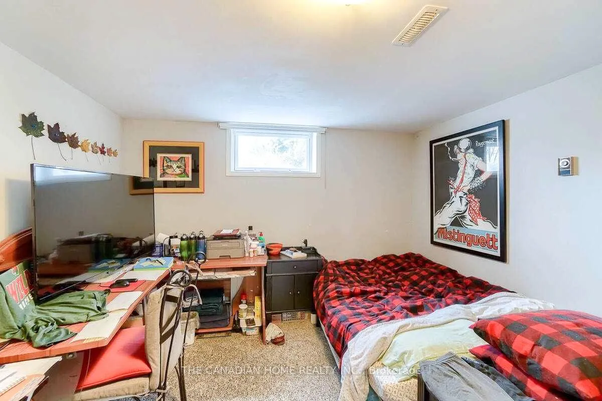 Photo 133 of 115 Hillsborough Crescent, Kitchener — HOMEH