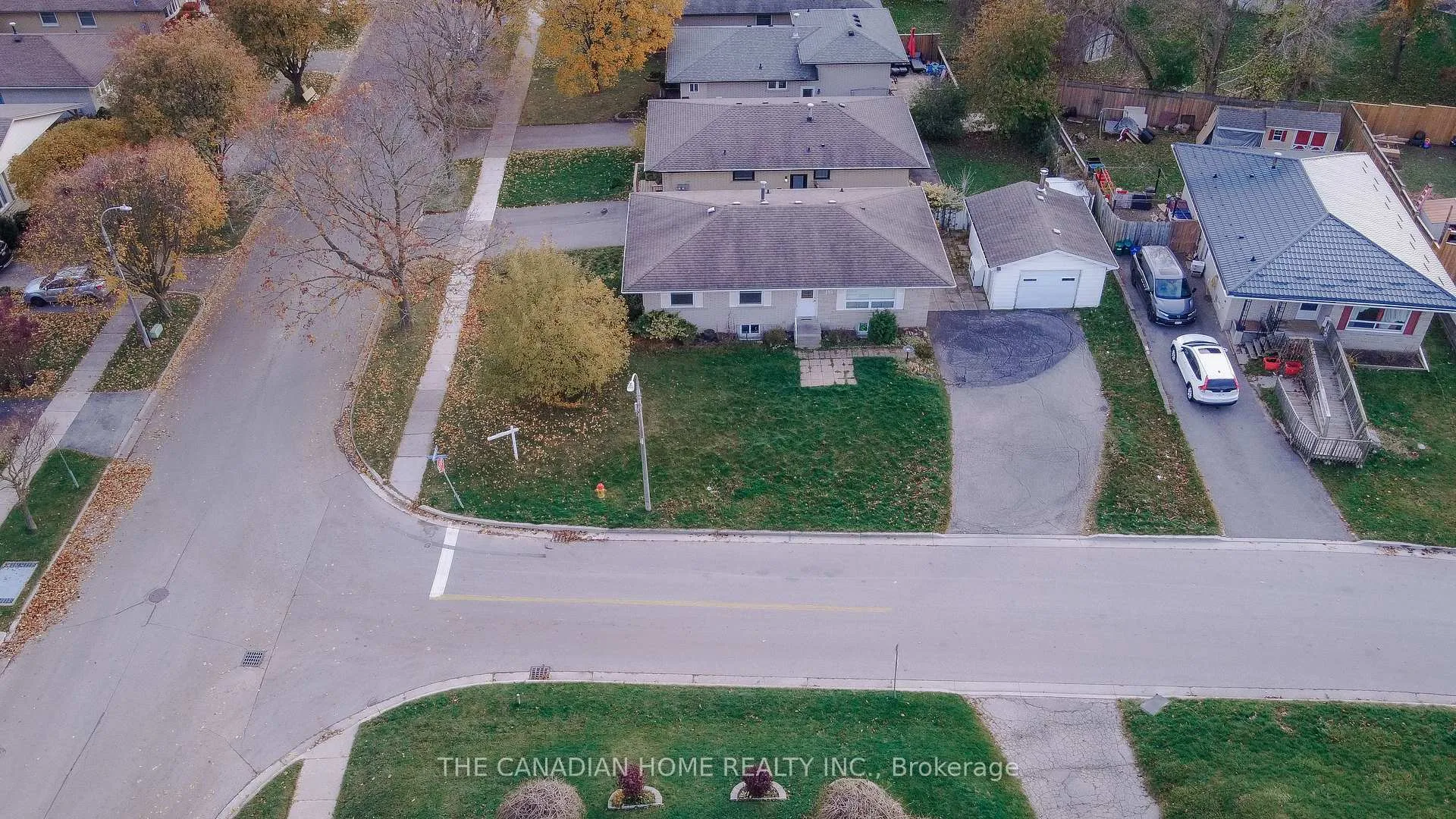 Photo 149 of 115 Hillsborough Crescent, Kitchener — HOMEH