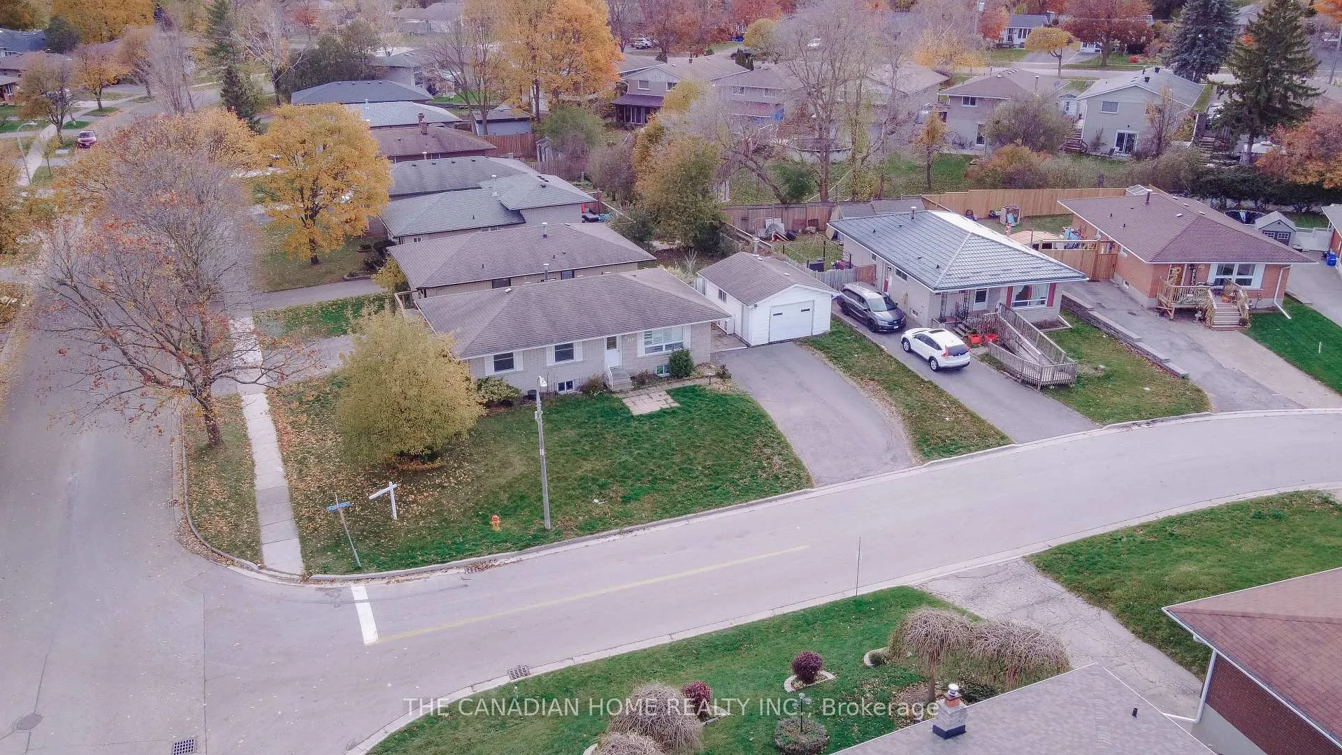 Photo 155 of 115 Hillsborough Crescent, Kitchener — HOMEH