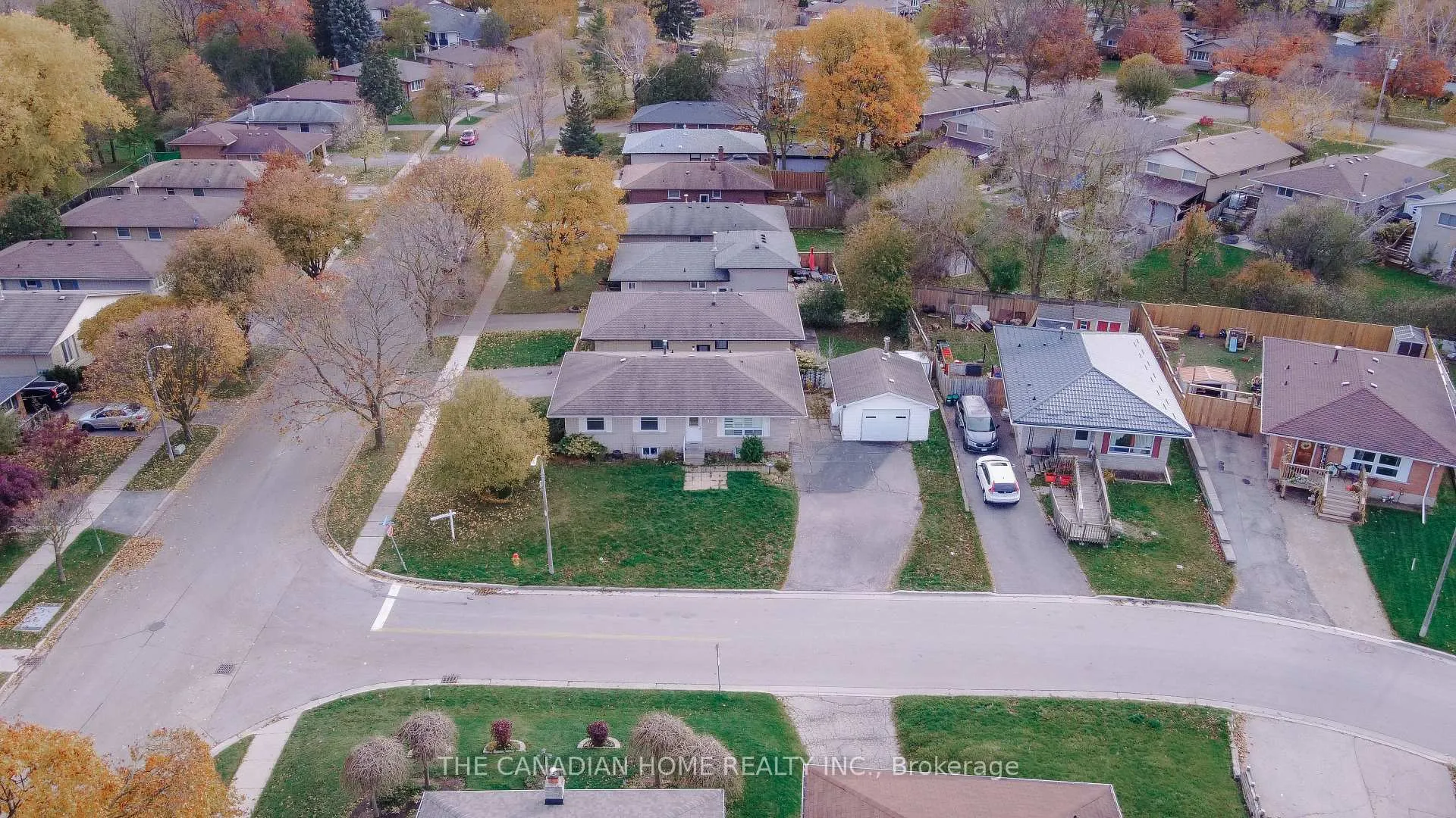 Photo 158 of 115 Hillsborough Crescent, Kitchener — HOMEH