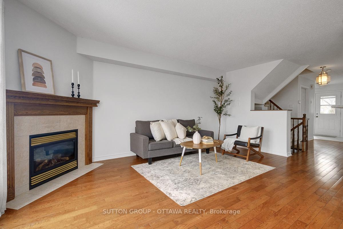 Photo 10 of 5533 Doctor Leach Drive, Ottawa, Manotick Village & Manotick Estates — HOMEH