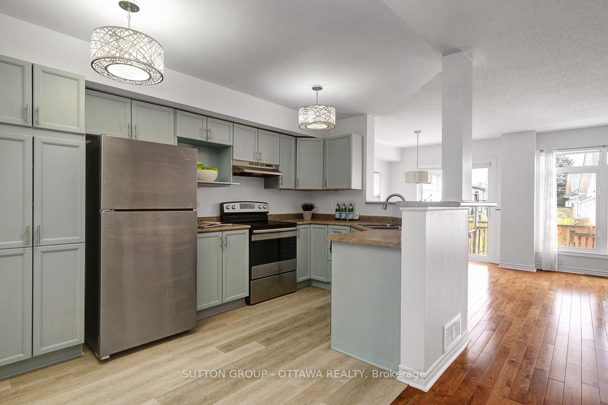 Photo 16 of 5533 Doctor Leach Drive, Ottawa, Manotick Village & Manotick Estates — HOMEH