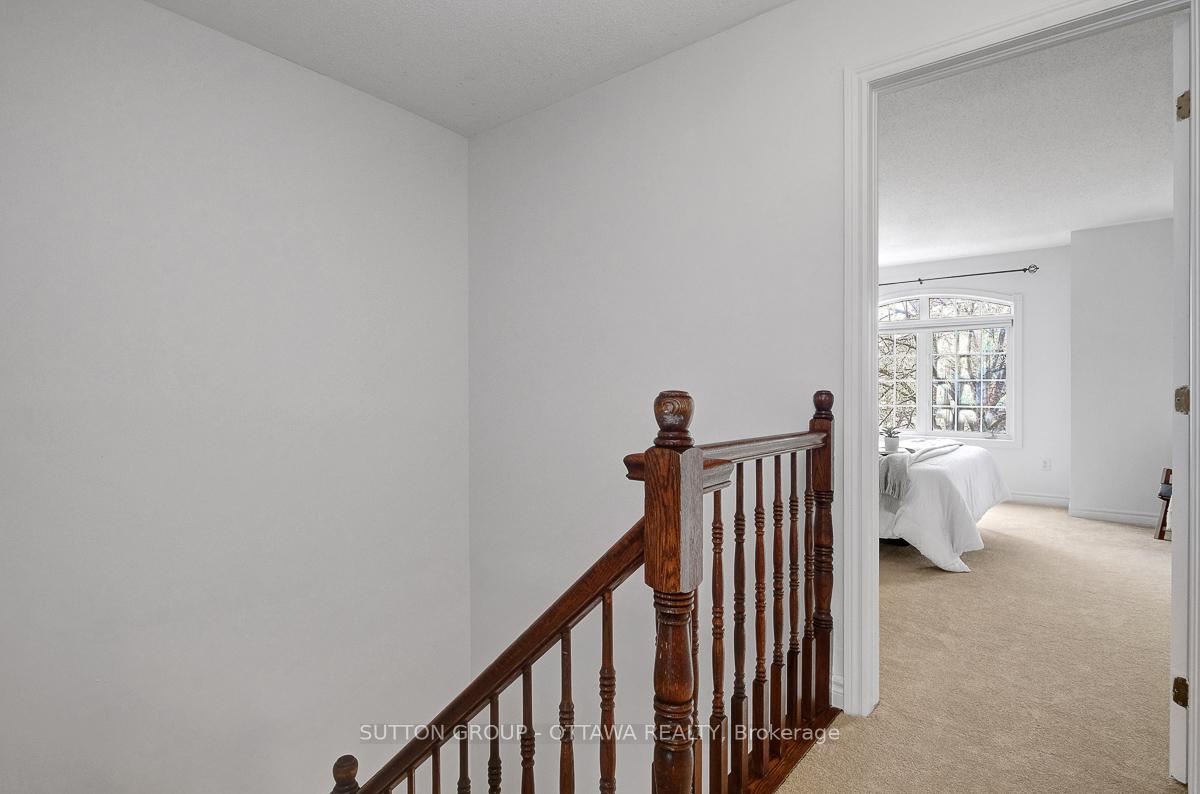 Photo 20 of 5533 Doctor Leach Drive, Ottawa, Manotick Village & Manotick Estates — HOMEH