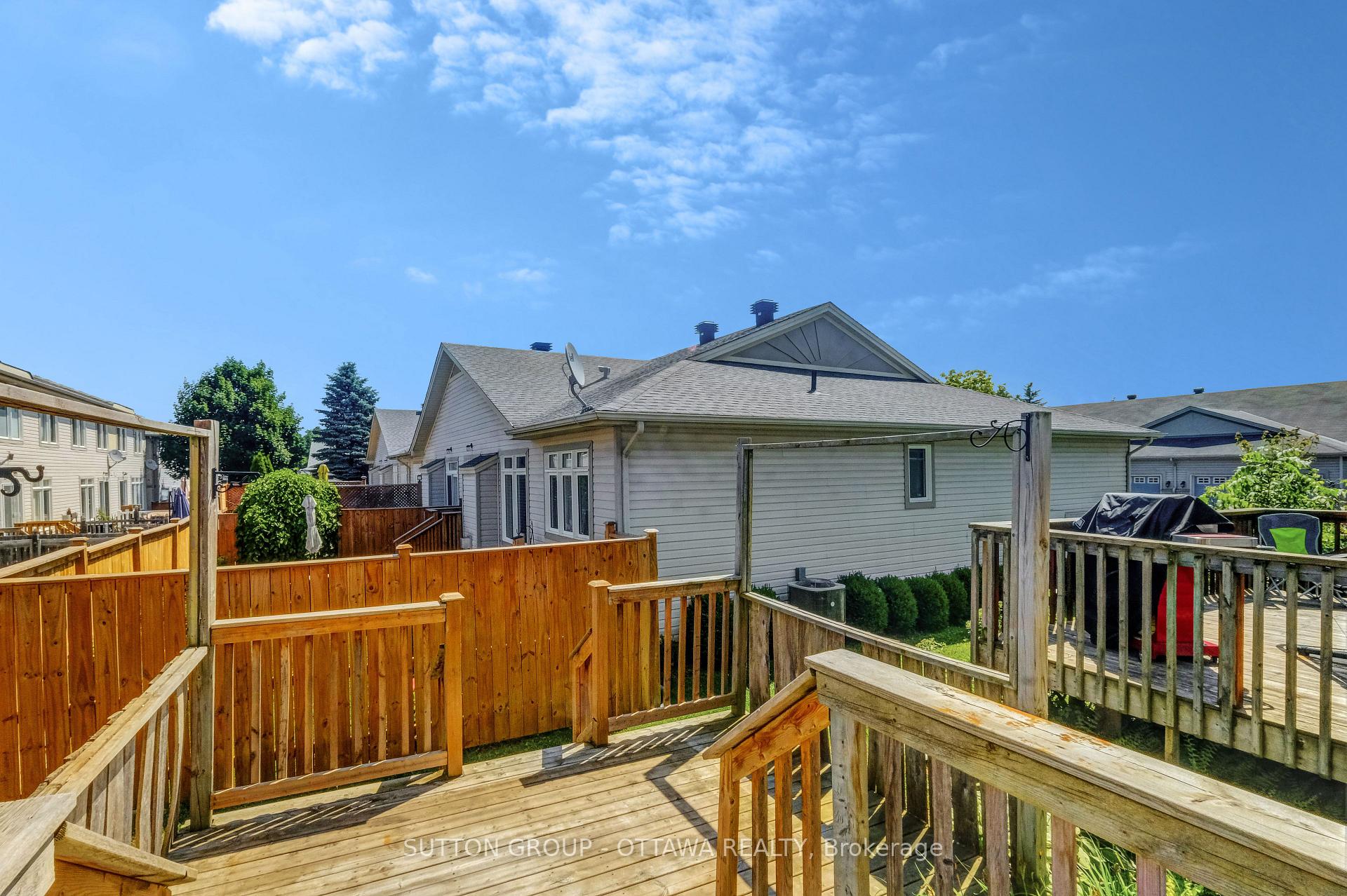Photo 32 of 5533 Doctor Leach Drive, Ottawa, Manotick Village & Manotick Estates — HOMEH