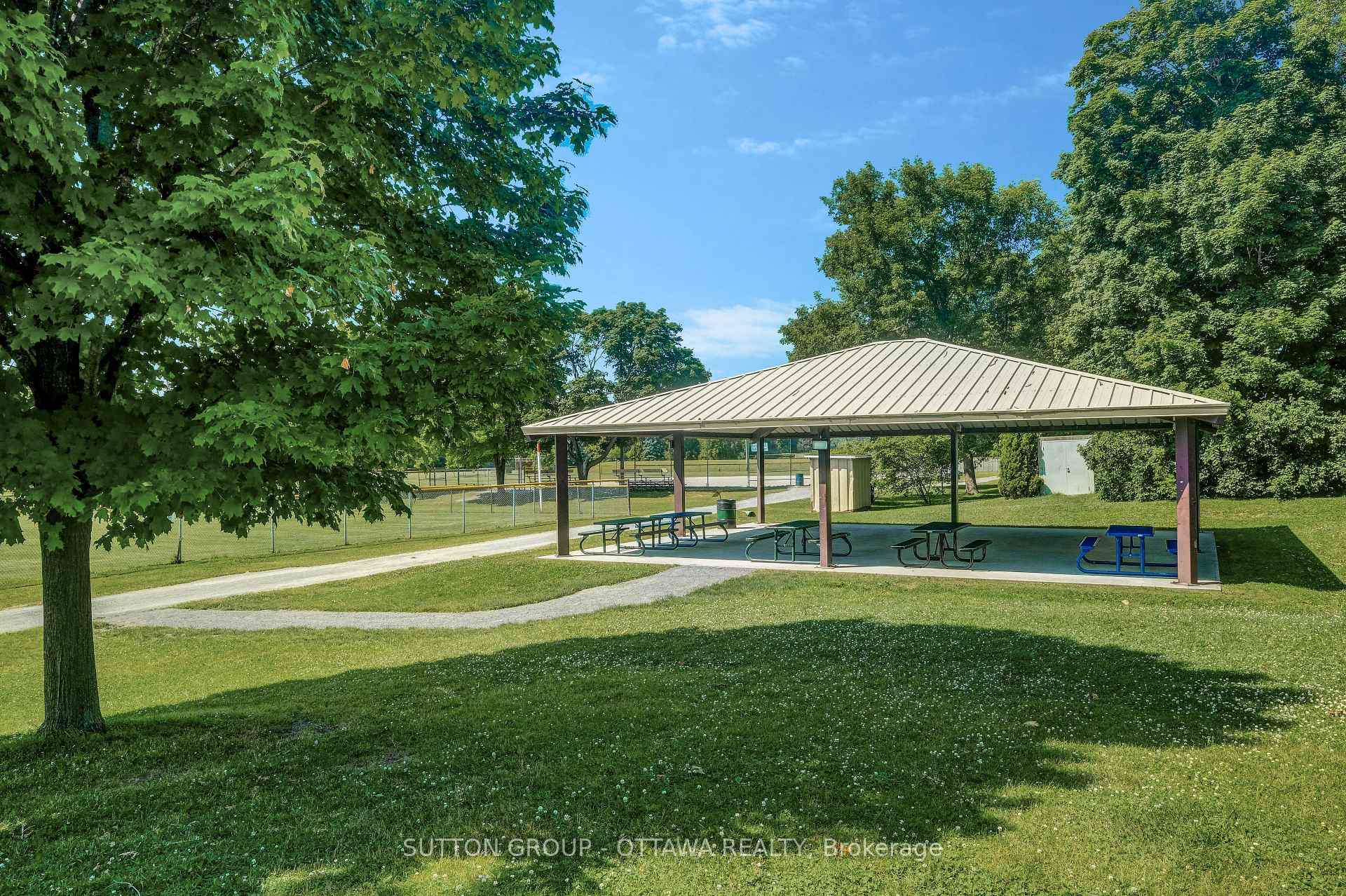 Photo 39 of 5533 Doctor Leach Drive, Ottawa, Manotick Village & Manotick Estates — HOMEH
