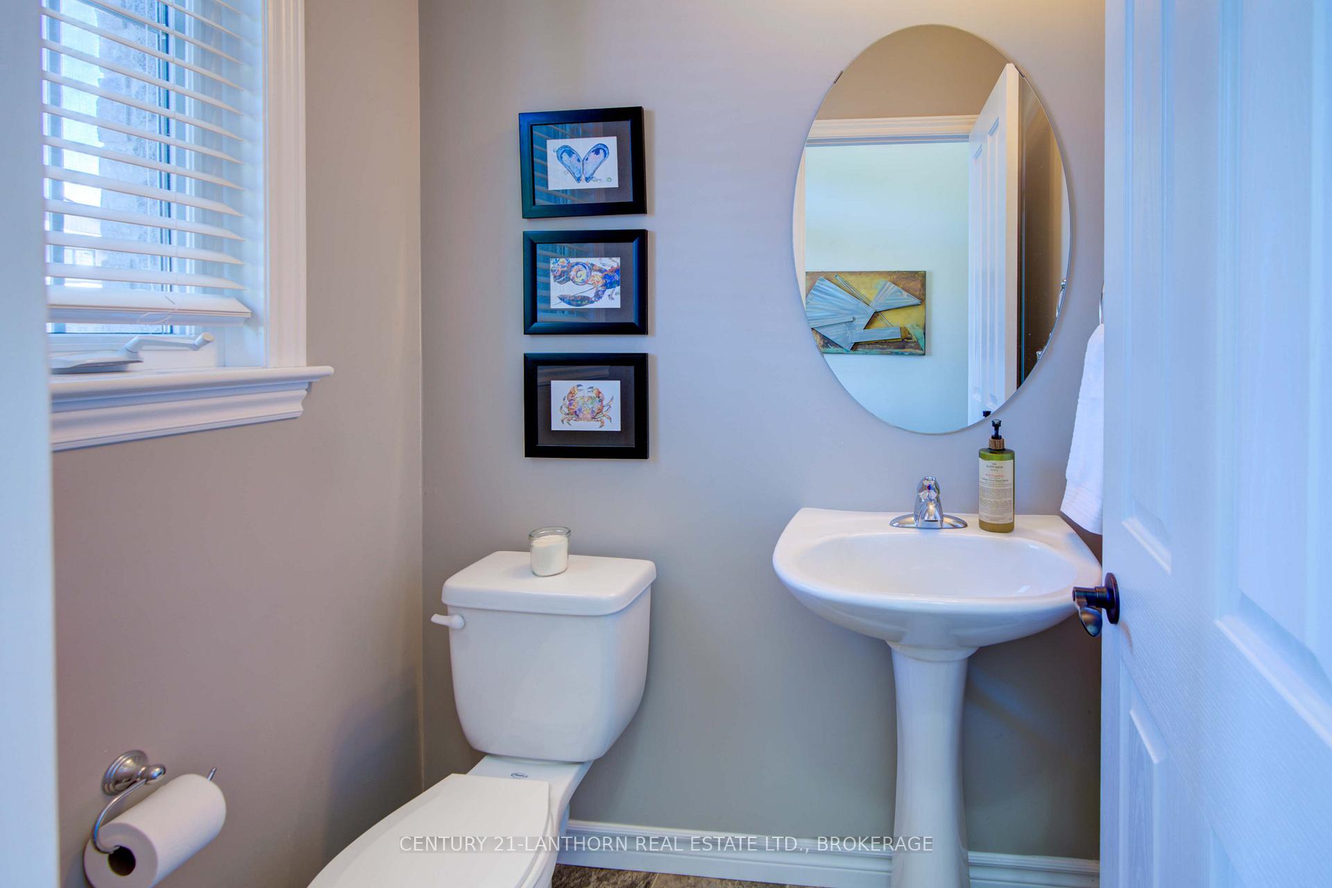 Photo 8 of 132 Simurda Court, Loyalist, Amherstview — HOMEH