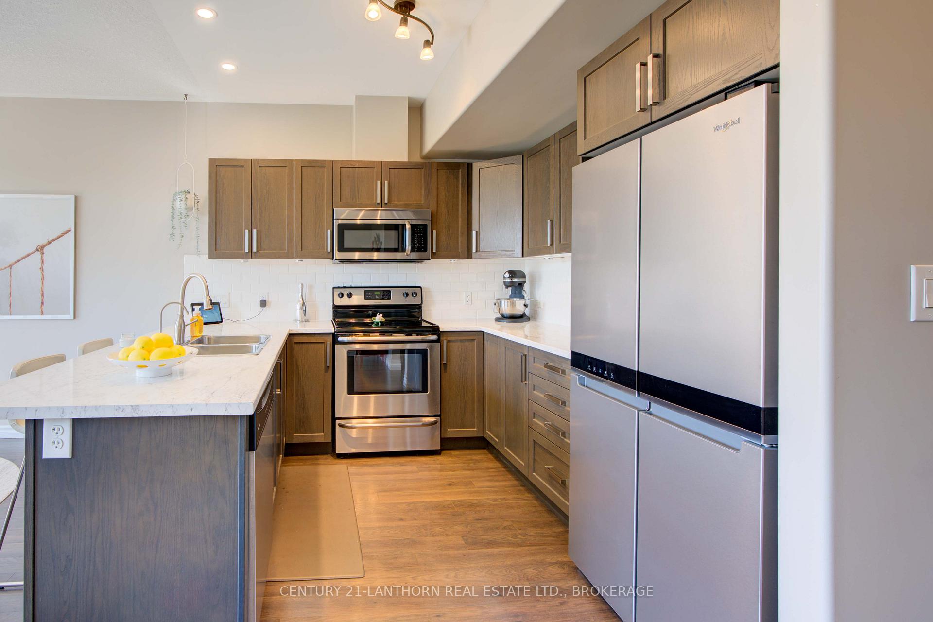 Photo 11 of 132 Simurda Court, Loyalist, Amherstview — HOMEH