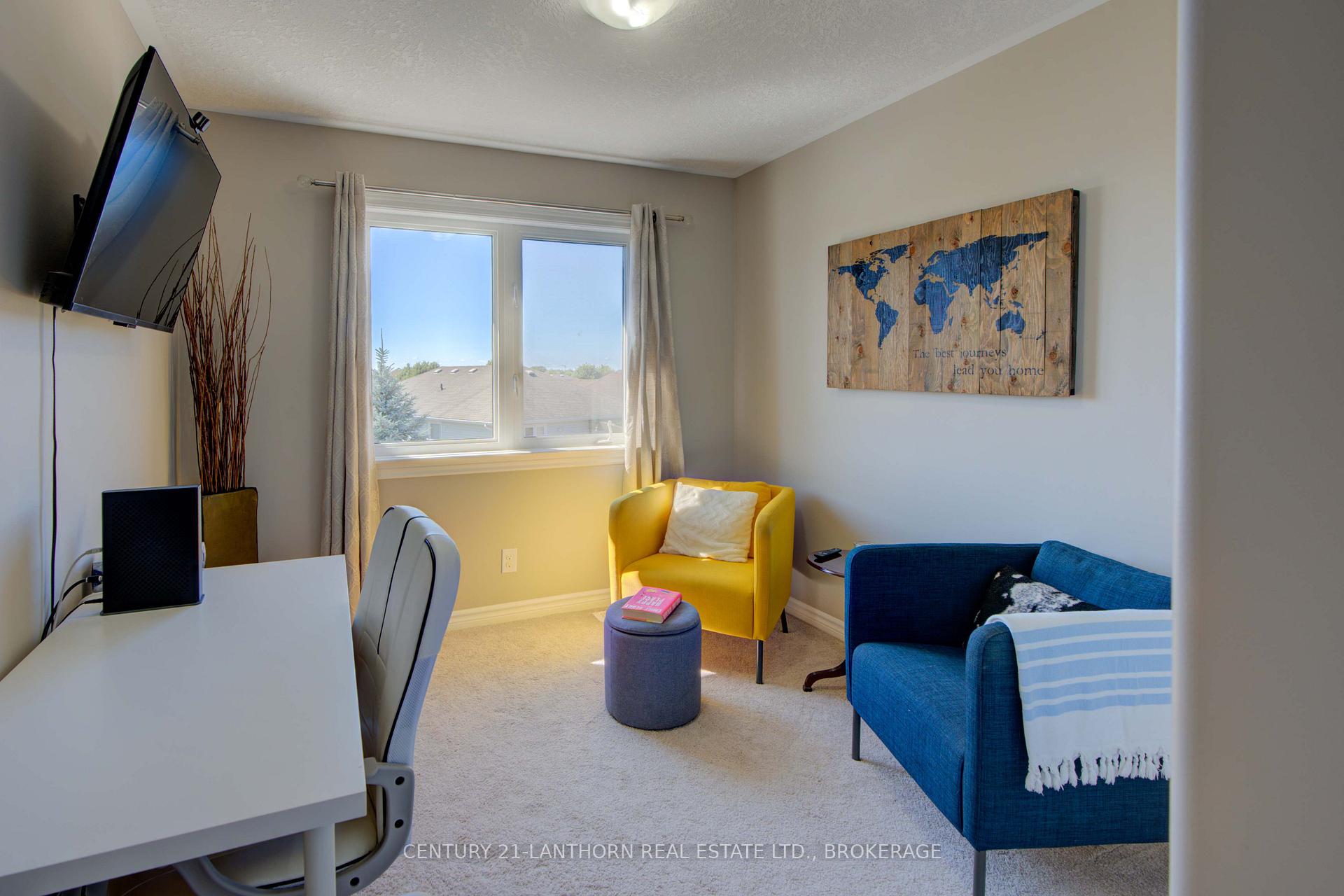 Photo 24 of 132 Simurda Court, Loyalist, Amherstview — HOMEH