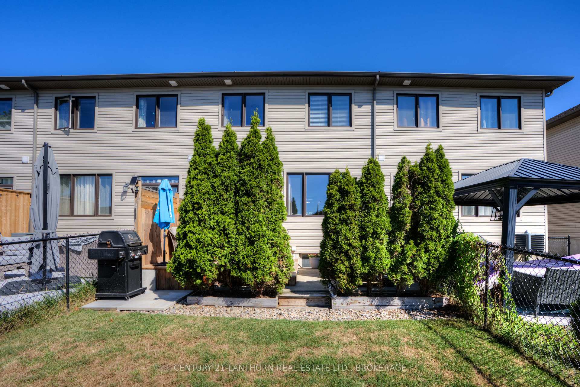 Photo 40 of 132 Simurda Court, Loyalist, Amherstview — HOMEH