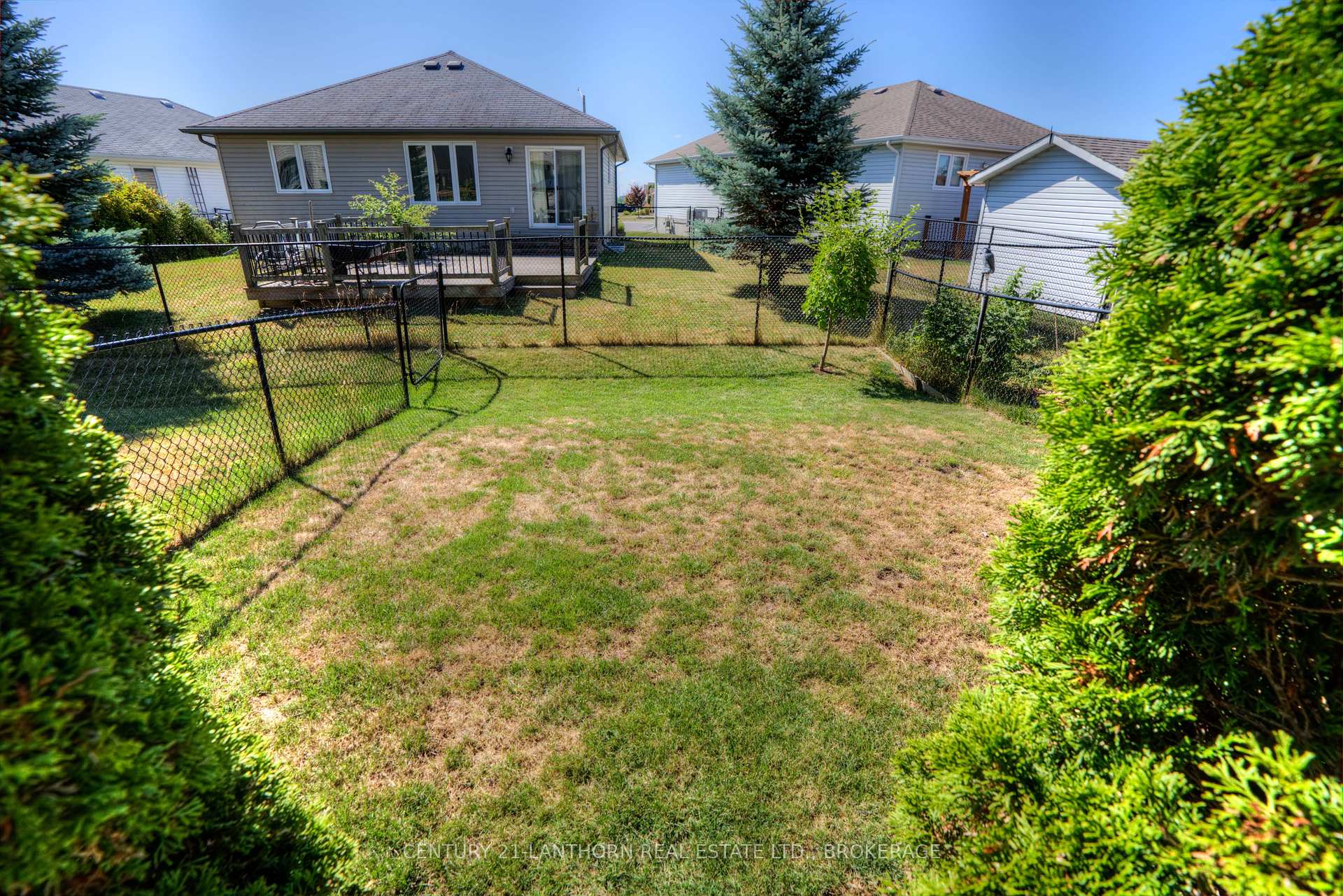 Photo 41 of 132 Simurda Court, Loyalist, Amherstview — HOMEH