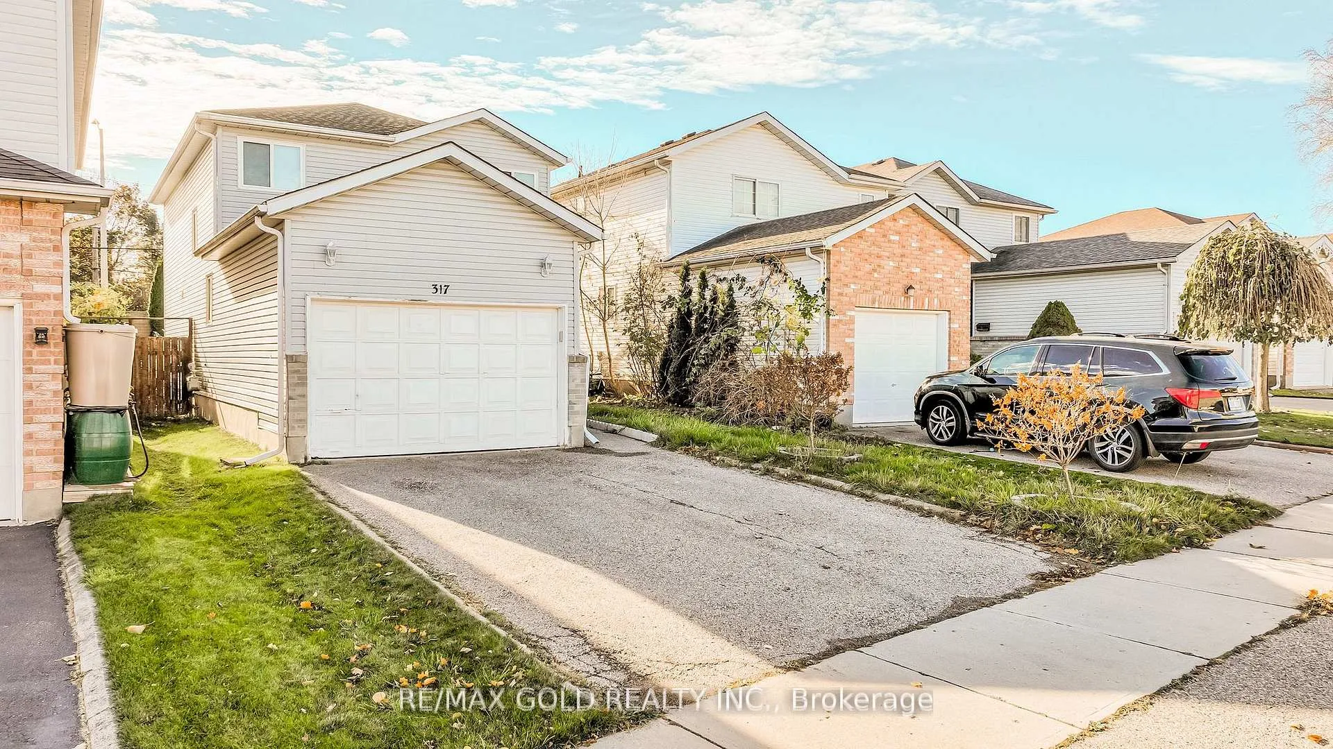Photo 6 of 317 Bankside Drive, Kitchener, Highland West — HOMEH
