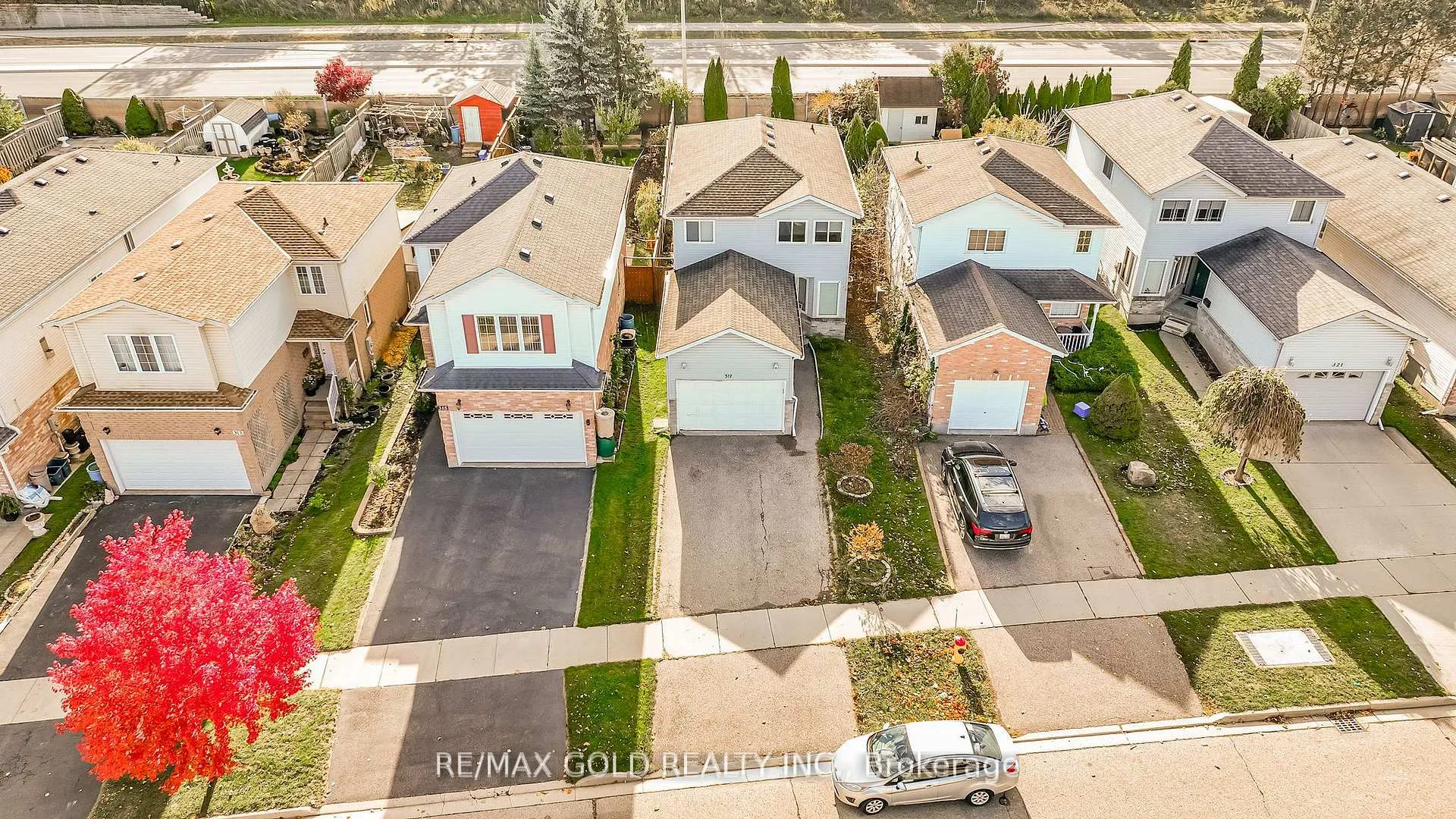 Photo 166 of 317 Bankside Drive, Kitchener, Highland West — HOMEH