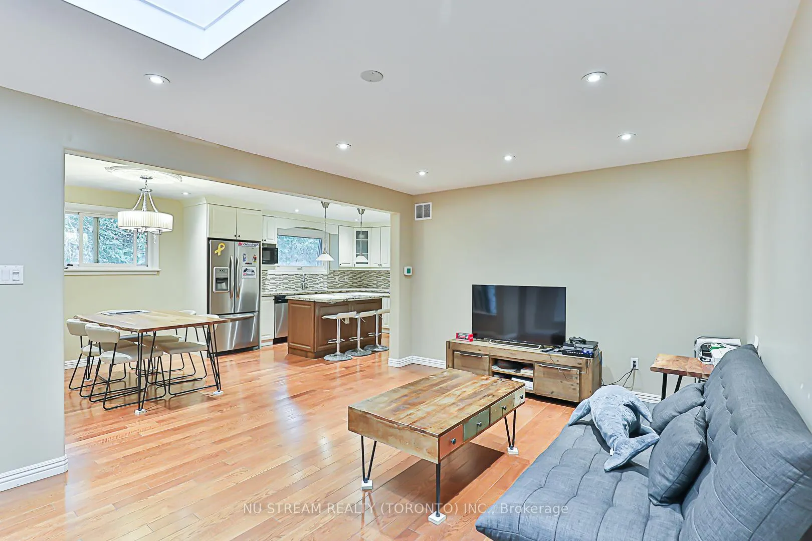 Photo 20 of 68 Proctor Avenue, Markham, Grandview — HOMEH
