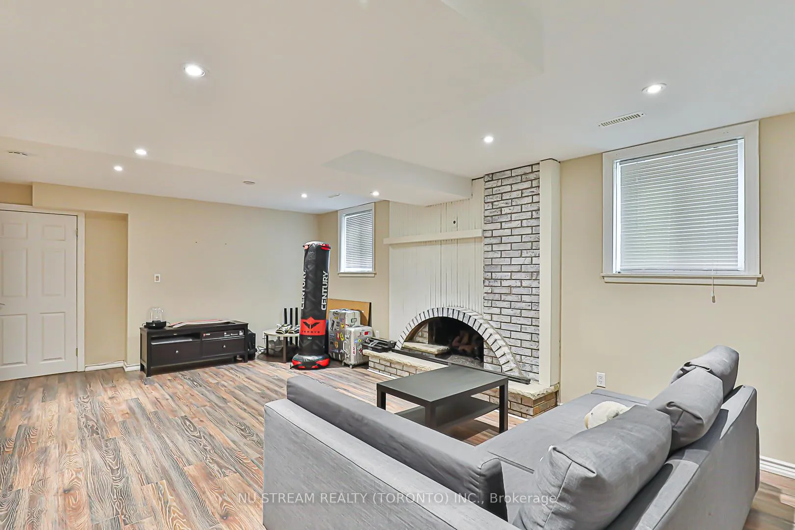 Photo 45 of 68 Proctor Avenue, Markham, Grandview — HOMEH