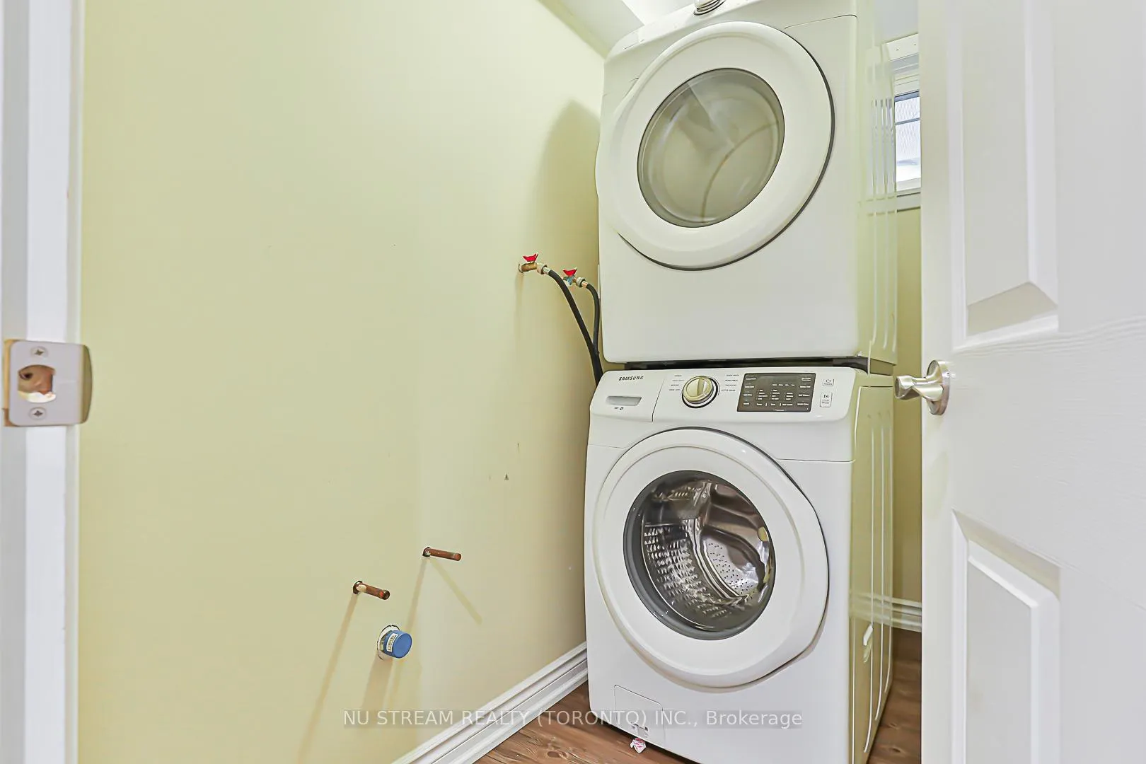 Photo 70 of 68 Proctor Avenue, Markham, Grandview — HOMEH