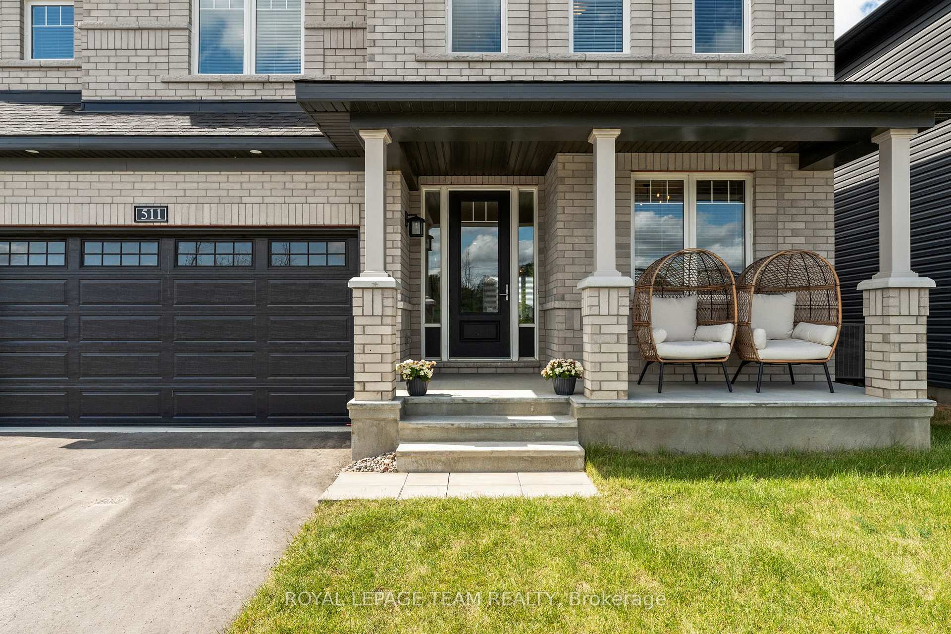 Photo 4 of 511 Anchor Circle, Ottawa, Mahogany Community — HOMEH