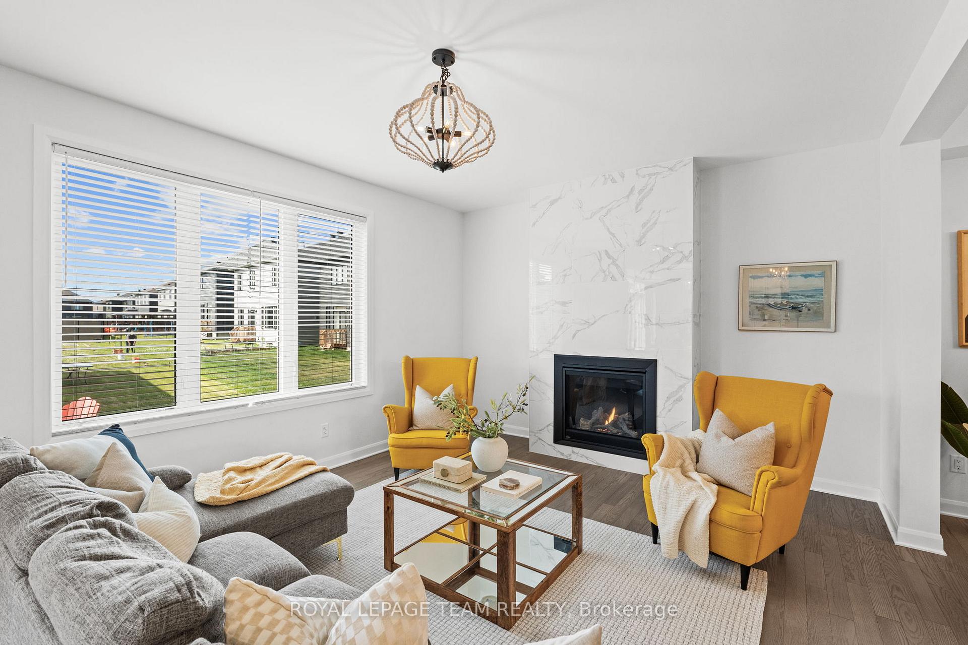 Photo 13 of 511 Anchor Circle, Ottawa, Mahogany Community — HOMEH