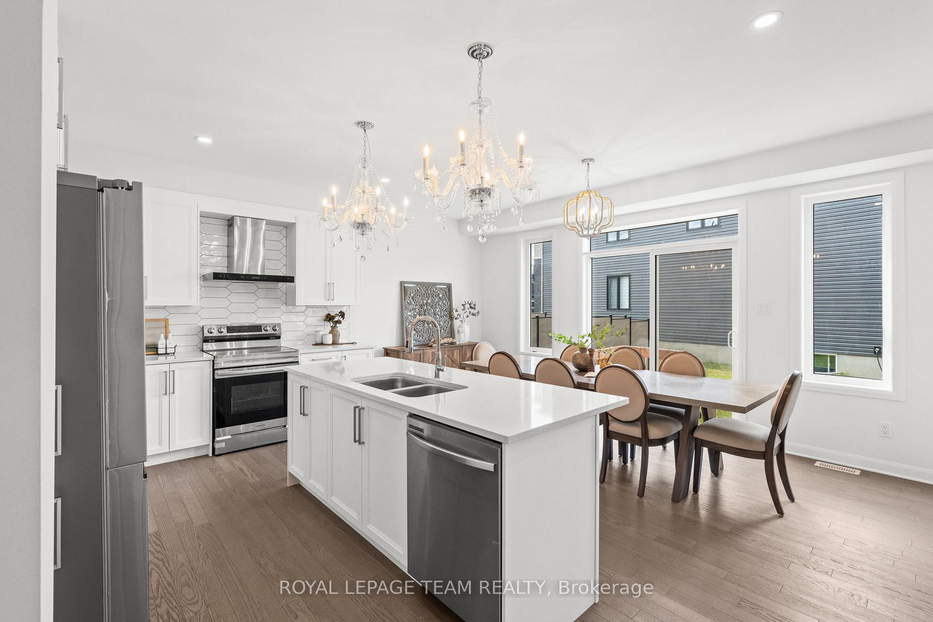 Photo 19 of 511 Anchor Circle, Ottawa, Mahogany Community — HOMEH