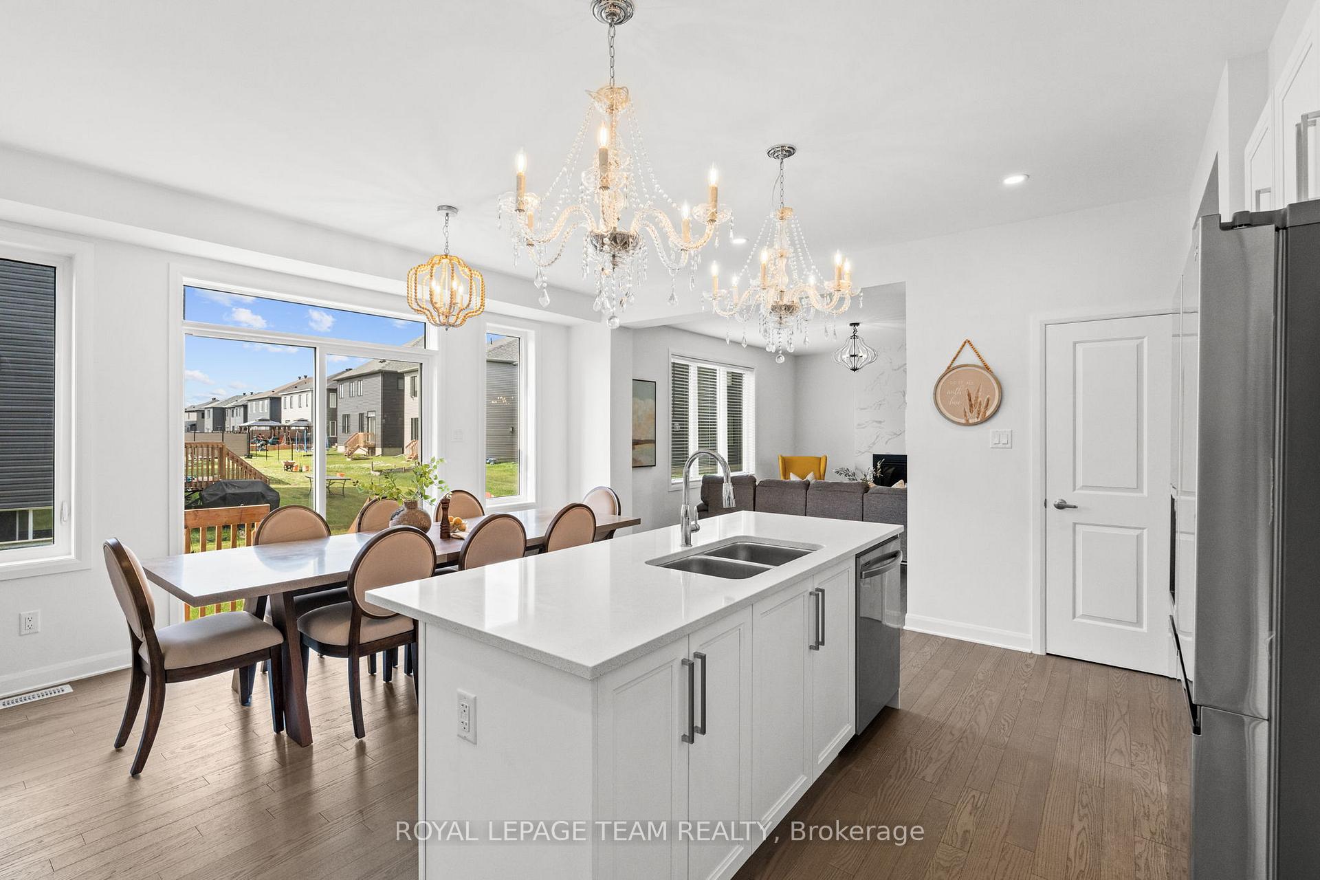 Photo 20 of 511 Anchor Circle, Ottawa, Mahogany Community — HOMEH