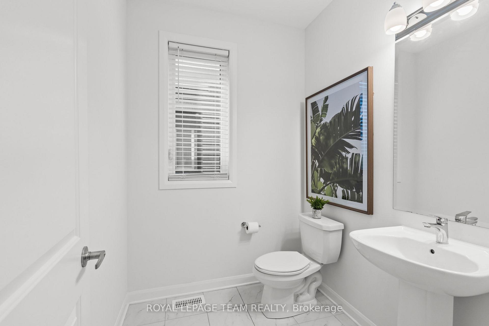 Photo 23 of 511 Anchor Circle, Ottawa, Mahogany Community — HOMEH