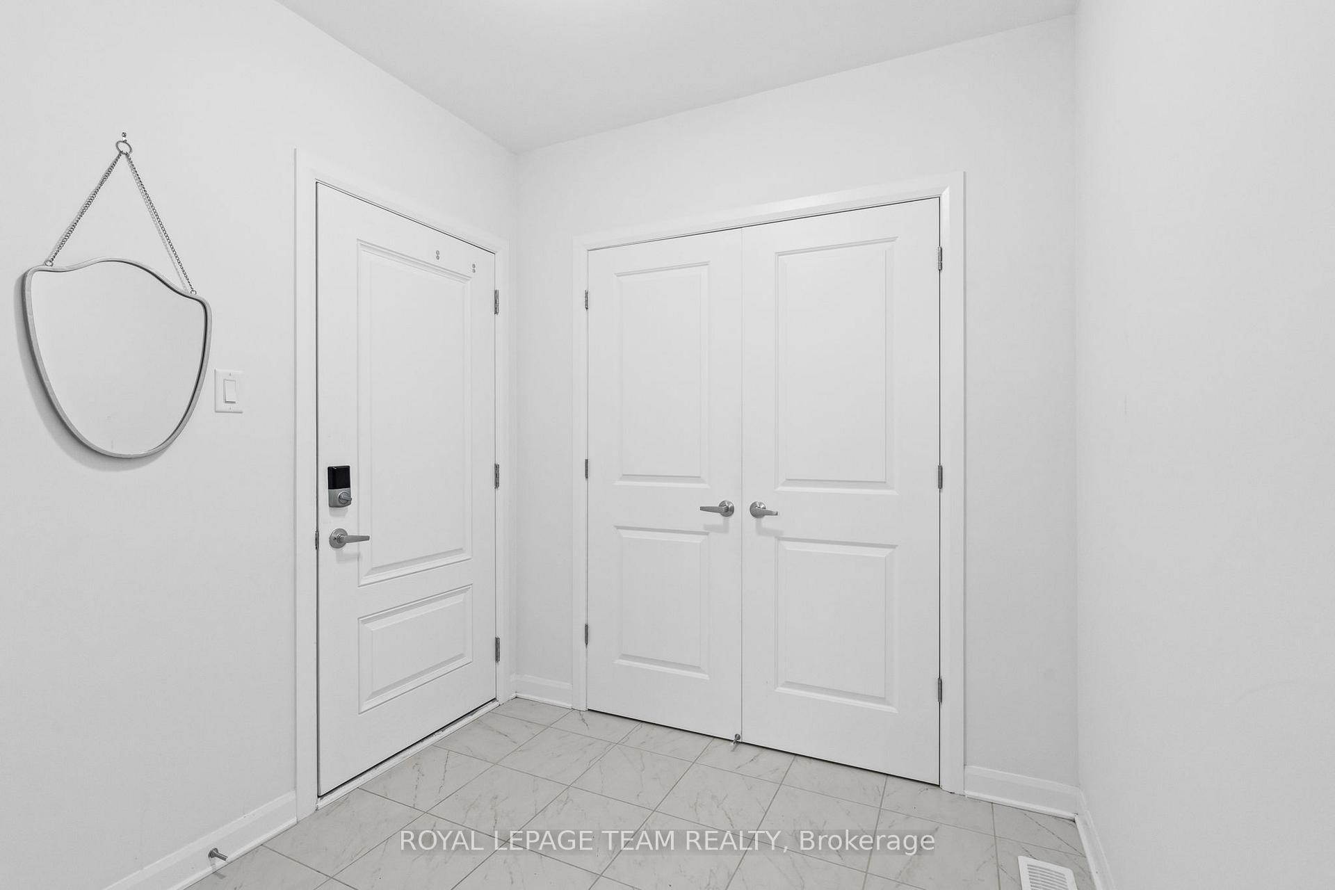 Photo 24 of 511 Anchor Circle, Ottawa, Mahogany Community — HOMEH
