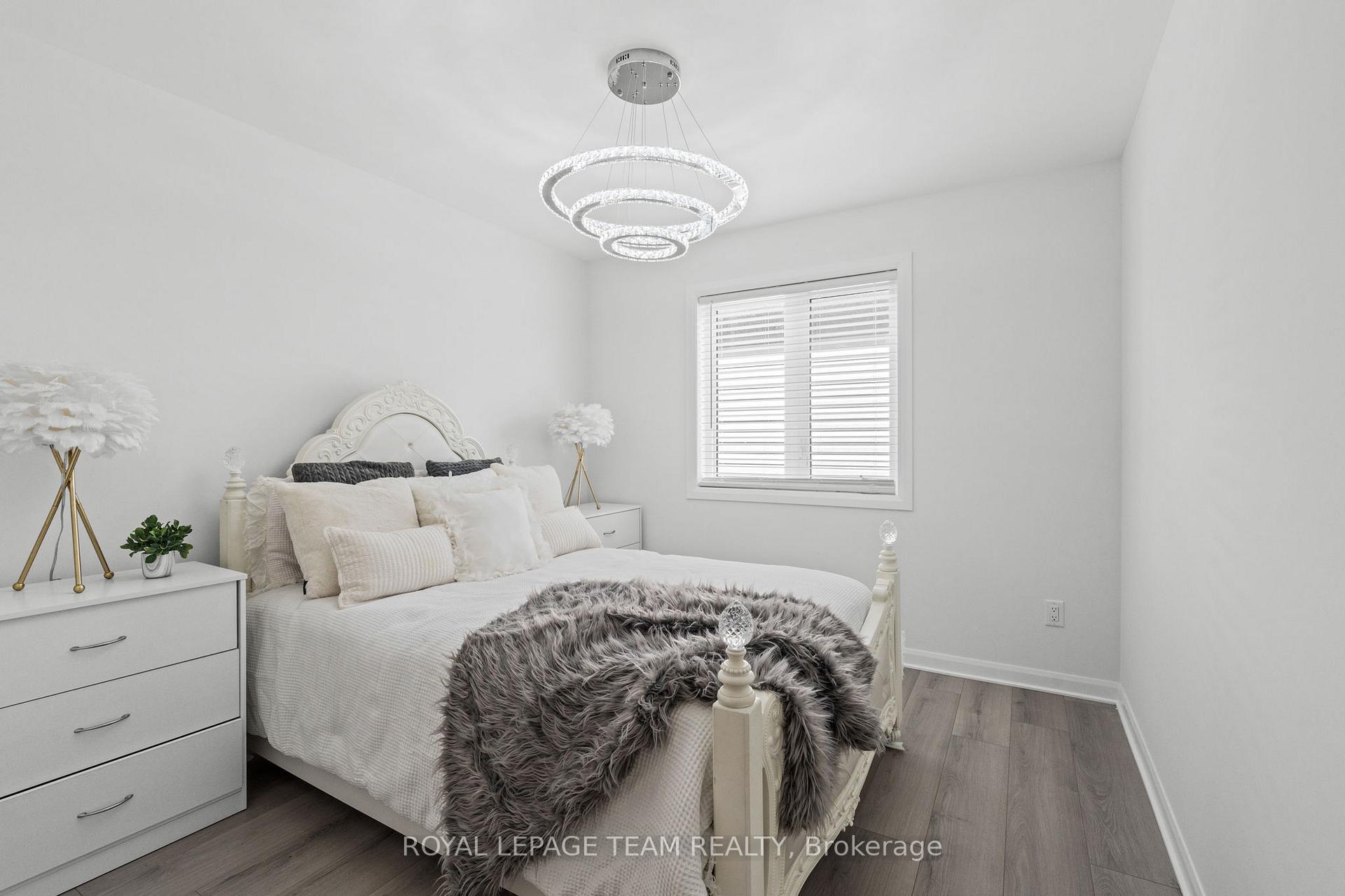Photo 43 of 511 Anchor Circle, Ottawa, Mahogany Community — HOMEH
