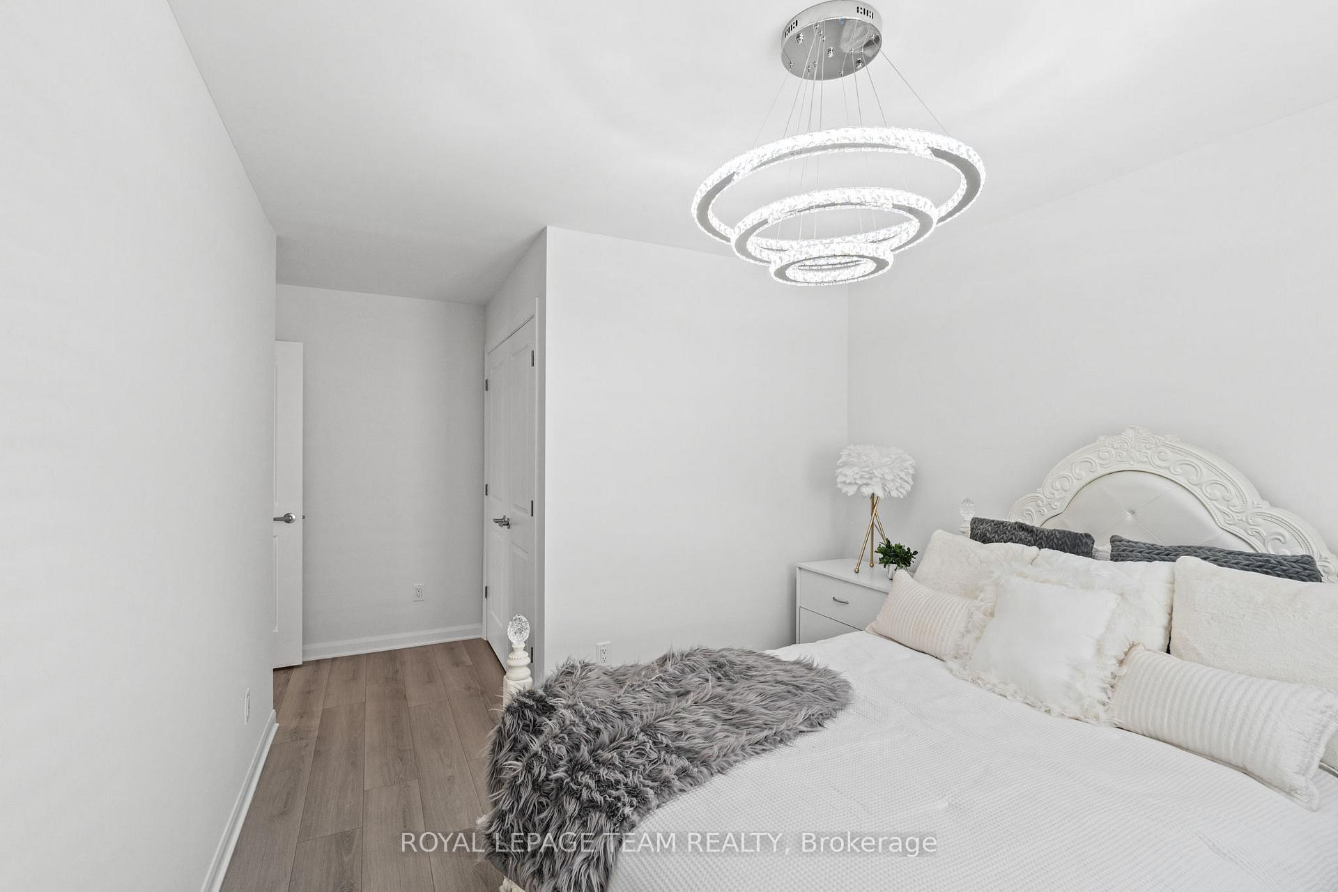 Photo 44 of 511 Anchor Circle, Ottawa, Mahogany Community — HOMEH