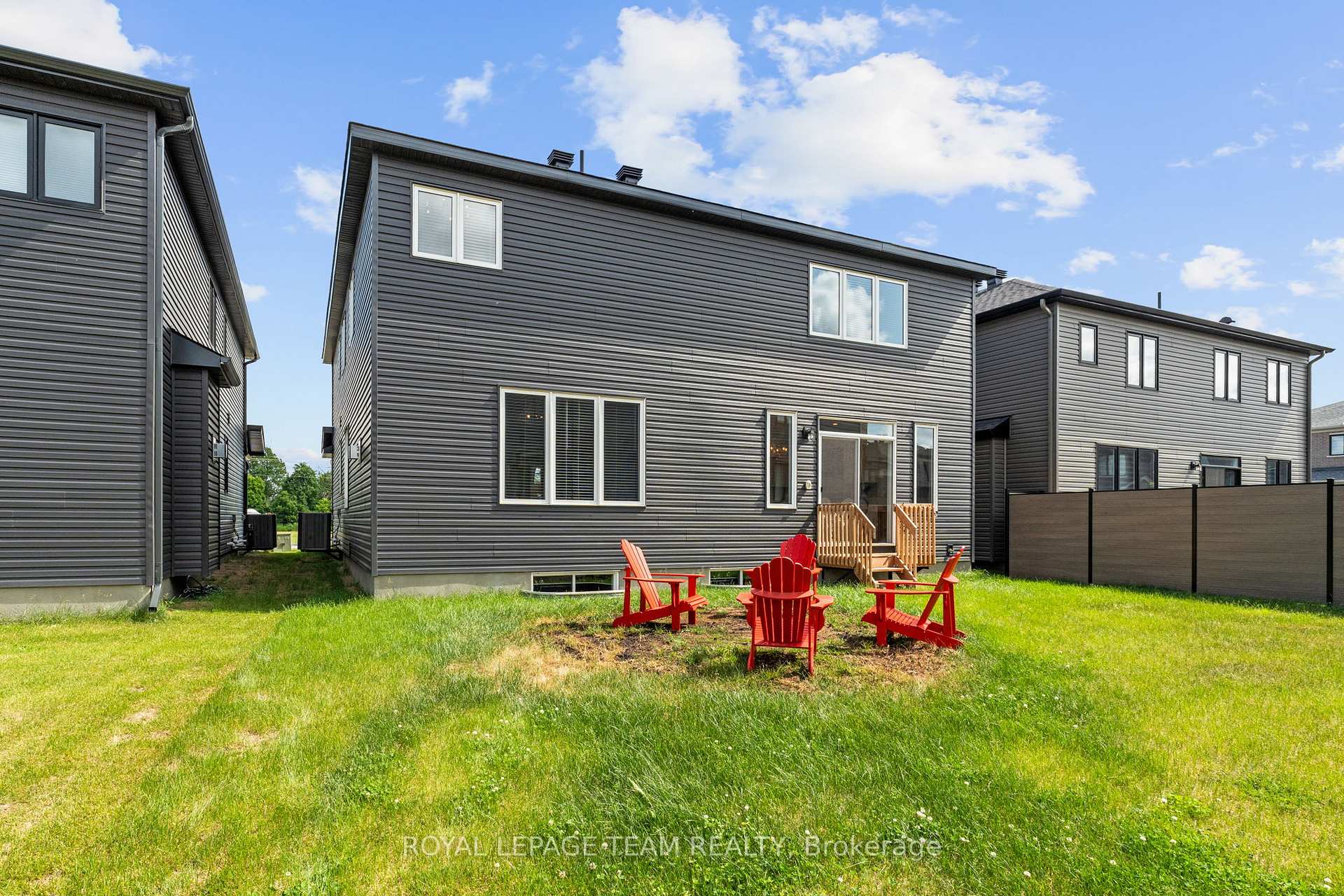 Photo 47 of 511 Anchor Circle, Ottawa, Mahogany Community — HOMEH
