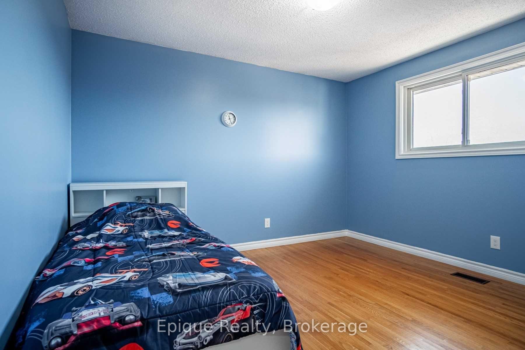 Photo 20 of 686 Limeridge Road E, Hamilton, Lawfield — HOMEH