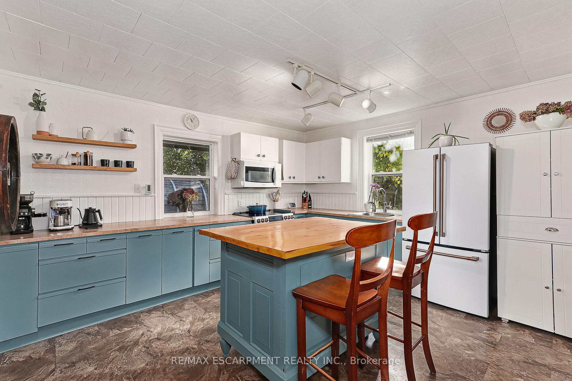 Photo 14 of 225 Berry Street, Meaford — HOMEH