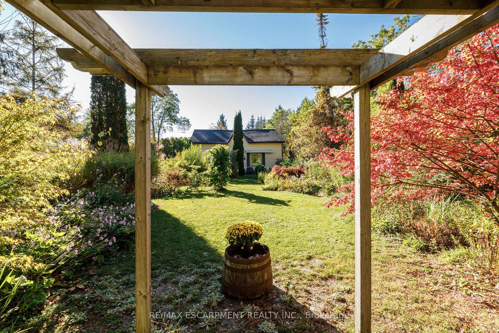 Photo 48 of 225 Berry Street, Meaford — HOMEH